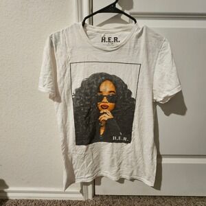 H.E.R. Graphic T-Shirt Small White Music Singer Band Tee Short Sleeve